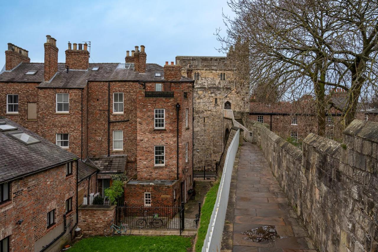 Crookback House Apartment York Exterior photo